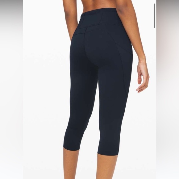Lululemon Fast and Free Crop II 19" *Non-Reflective
True Navy | size 4 - Picture 9 of 12